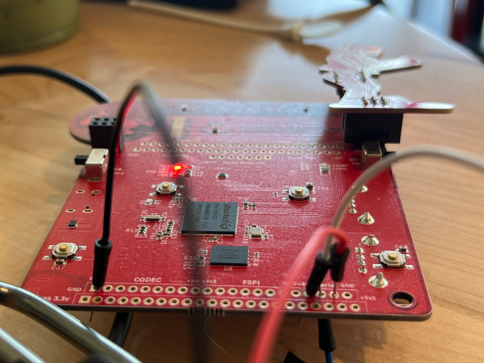 Análisis de Seguridad en Hardware Embebido - rebick